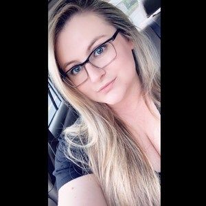 Meet your Posher, Dahlia